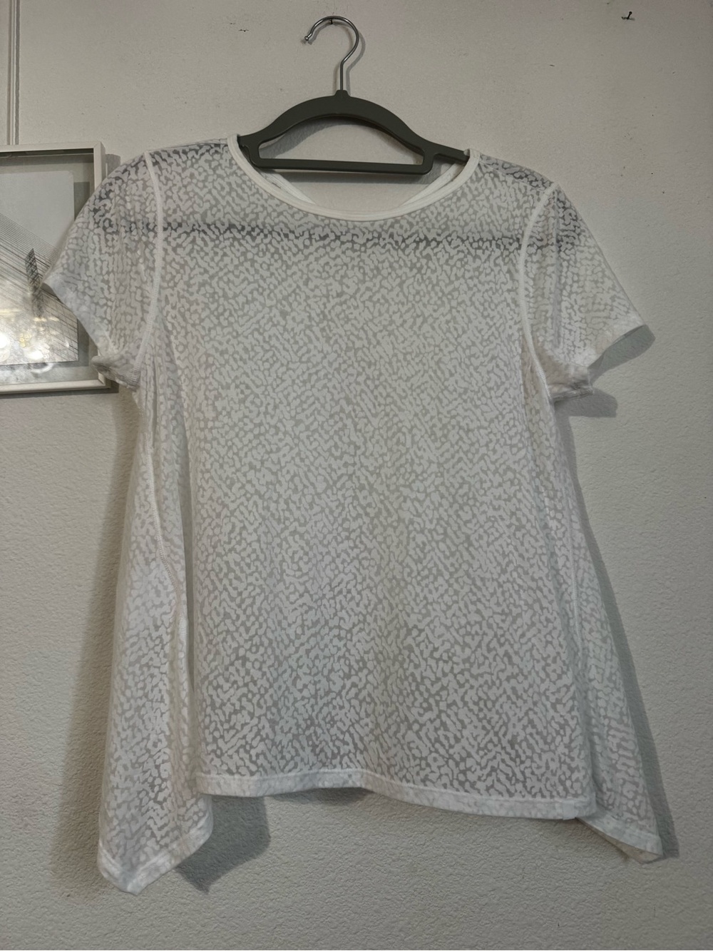 WHITE LULULEMON SEE
THROUGH SHORT SLEEVE TOP - Picture 3 of 8